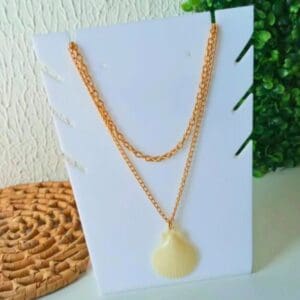 Colar duplo concha